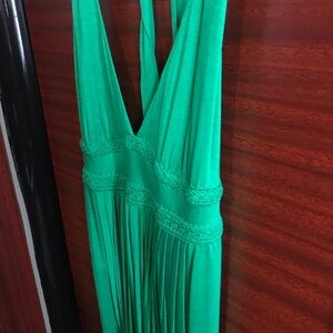 Vibrant Green Sleeveless Dress